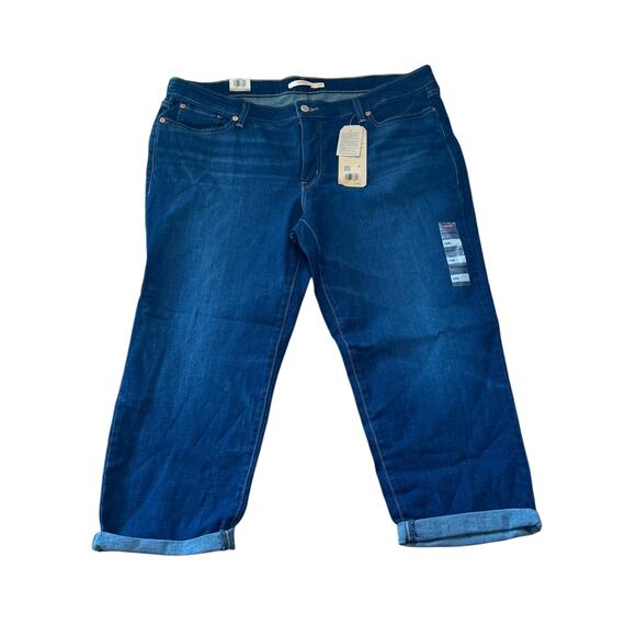 Levi's Women's Boyfriend Jeans, Plus Size 20W, Relaxed Fit Mid-Rise - Picture 1 of 9